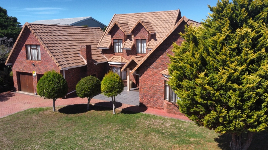 2 Bedroom Property for Sale in Hersham Western Cape